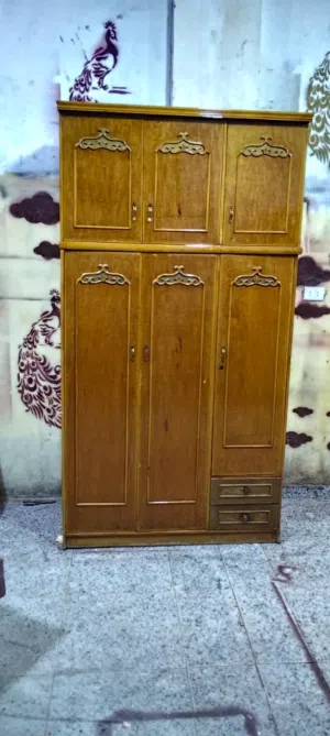 اوضه اطفال سريرين متر و 20 خشب زان عموله ودولاب كونتر قطعتين عرض متر و 20 3 ضلفه خشب كونتر استعمال ب