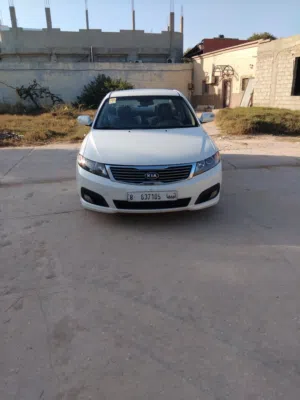 كيا اوبتيما 2009 للبيع