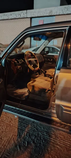 Used Mitsubishi Pajero in Al Ahmadi