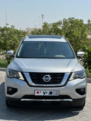 NISSAN PATHFINDER SV 2019 SILVER