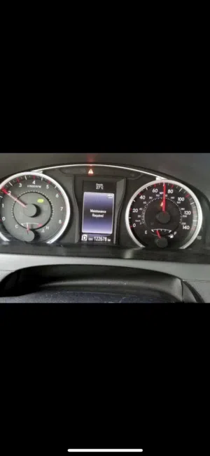 للبيع عداد كامري 2016