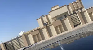 بيت للبيع المصنعة اقرأ الوصف