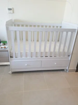 Baby bed with mattress in good condition for AED 400