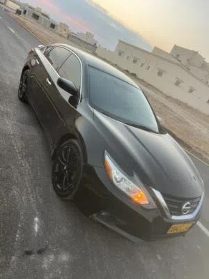 Used Nissan Altima in Dhofar