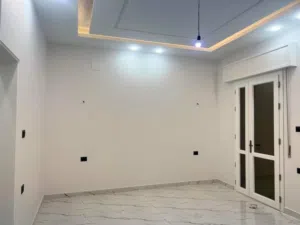 عماره جديده تامه لليجار شهري