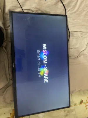 شاشه للبيع كلشي مابيه سعمال بس يوتيوب جنت استعمله