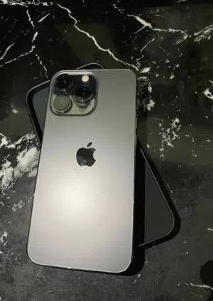 Apple iPhone 11 Pro Max 128 GB in Tripoli