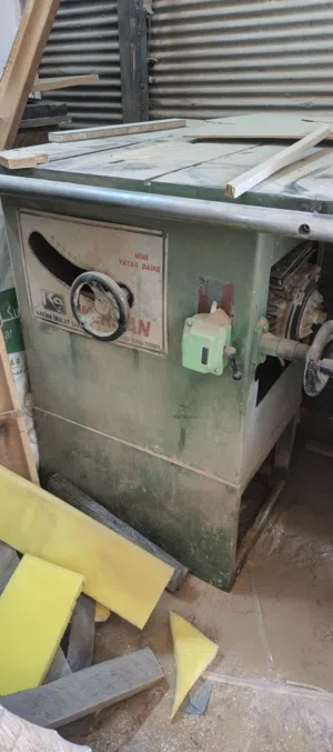 صينية قص تركيه 3فاز بحاله ممتازه وسعر مغري