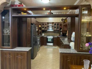 320 m2 3 Bedrooms Townhouse for Sale in Zarqa Jabal Tareq