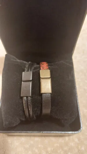 2 leather bracelets