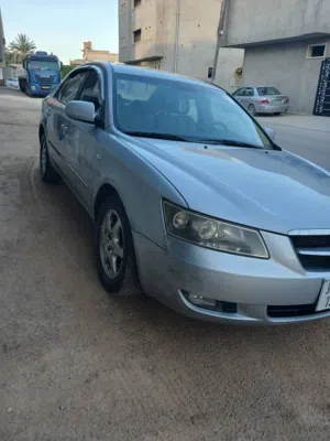 هونداي سوناتا مديل 2005/6 بحاله جيدة محرك 20 للبيع باعلى سعر