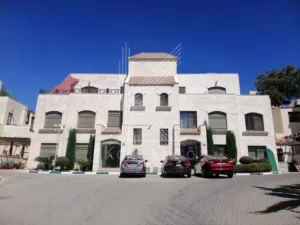 400 m2 4 Bedrooms Villa for Sale in Amman Dabouq