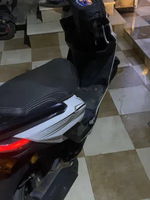 دراجة سكنس محرك ياماها صناعة كوريا