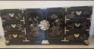 خزانة كورية خشب