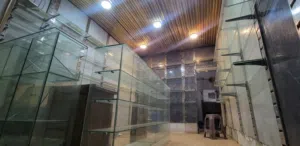 إعلان حماسي ومباشر (يركز على توفير التكلفة والوقت)بيع ديكور محل بسعر عرطة
