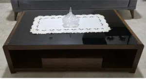 طاولة خشب السعر 20 ريال