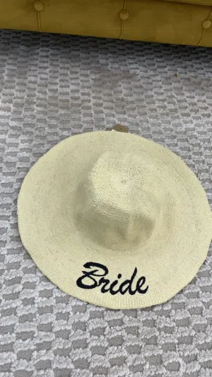 قبعات (عرائس) العروسة (BRIDE)