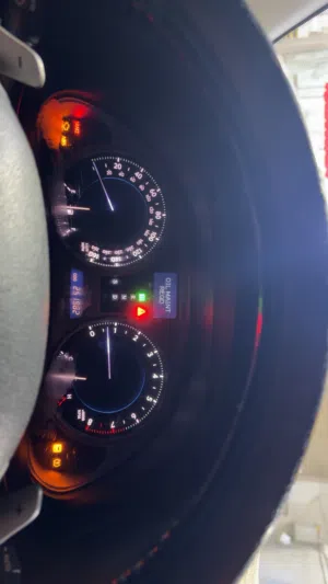 لكزس اي اس 2008