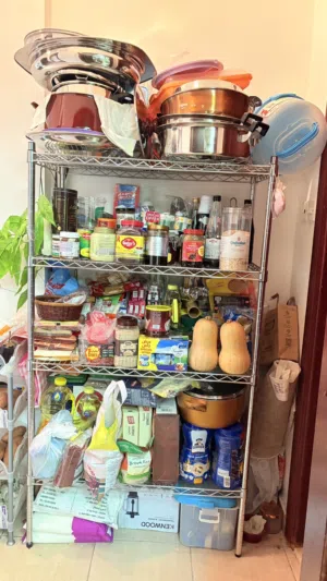Metal wire rack (chrome) 4 floors - excellent condition.
