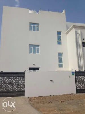 130 m2 3 Bedrooms Apartments for Rent in Muscat Al Maabilah