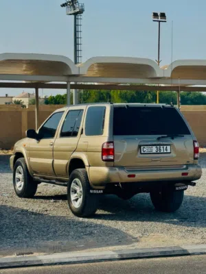 Nissan pathfinder 2000 model gcc automatic full option modified Shown everything in pictures