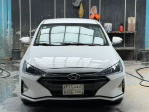 Elantra 2.0 model 2020 for sale