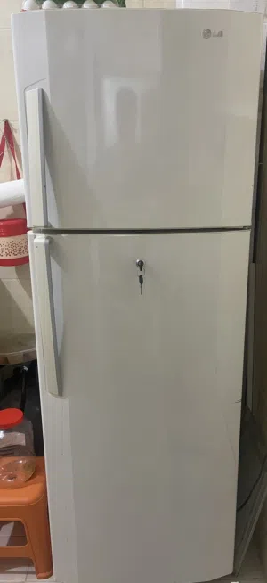 REFRIGERATOR FOR SALE