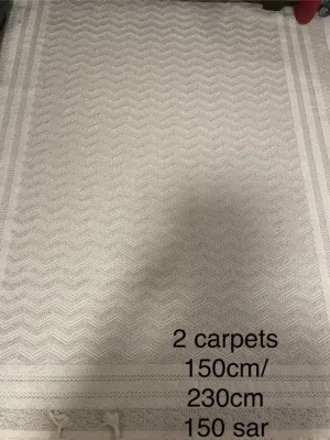 سجاد مستعمل شهرين فقط نظيف جدا