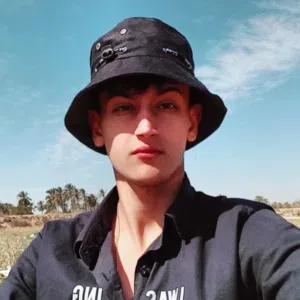 علي 