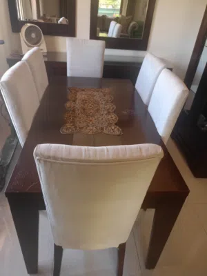 سفرة طعام مستعملة