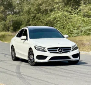 مرسيدس بنز C200  خليجي  موديل 2015  4 سلندر فل اوبشن بحالة ممتازة