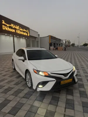 تويوتا كامري 2019 للبيع
