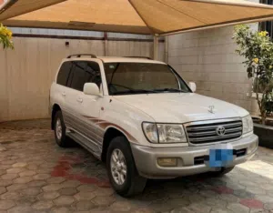 (Toyota Land Cruiser) صالون مديل 2004جير تماتيك محرك 6بسطون فل كامل السعر 35الف سعودي
