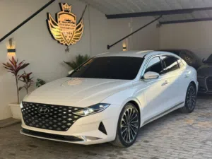 ازيرا موديل 2023فل معاده بنورما  استيراد كوري  محرك 30 العادي كاش حواله نفس سعر