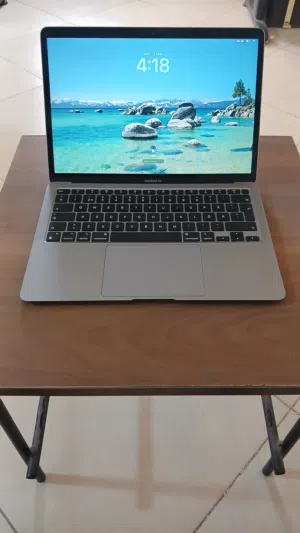 MacBook Air M1 13-inch  8GB RAM  256GB SSD