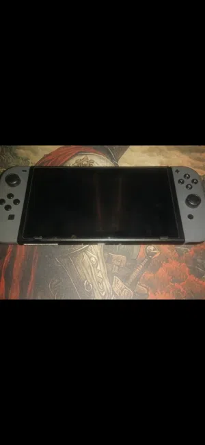 ننتندو سويتش v2 مش اوليد معدل cfw للبيع او للبدل على اكس بوكس سيريس اس اقرا الوصف