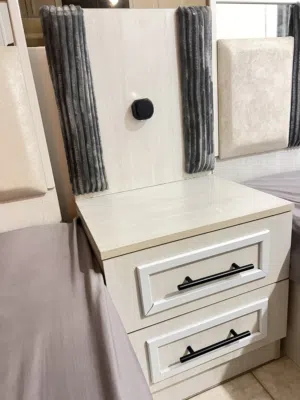 جرارات سرير جانبية