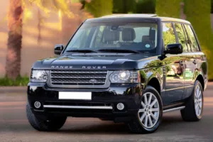 رنج روڤر ڤوج موديل 2010 Vogue أصلي 5.0 Supercharged سوبرتشارج بحالة الشركة وارد الشركة ( المحمودية)