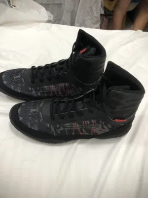 Boxing shoes