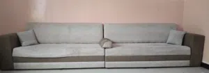 كنبة مودرن كبيرة (4 متر) بحالة جيدة للبيع - سعر لقطة