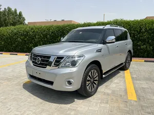 NISSAN PATROL GCC SPECS 2017 MODEL V6 FIRST OWNER FULL SERVICE HISTORY FREE ACCIDENT ORIGINAL PAINT