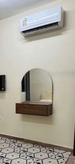 تسريحه جداره نظيفه جدا كانها جديده