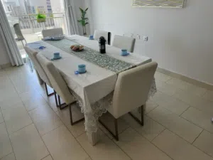 Dining Table 6 chairs