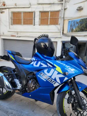 دراجة نارية للبيع 2021 suzuki gxr 250 سوزوكي جكسر 250