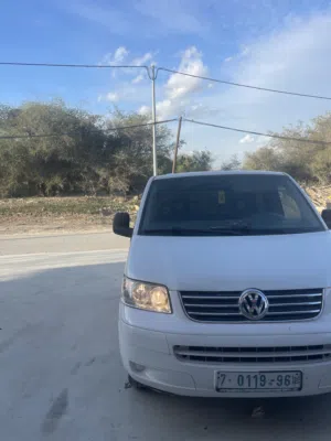 Used Volkswagen Caravelle in Ramallah and Al-Bireh