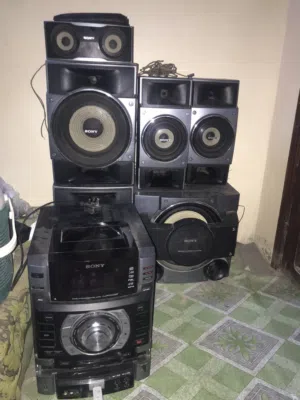 جهاز هاي فاي سوني مع ست سماعات