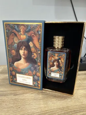 عطر عود للجنسين
