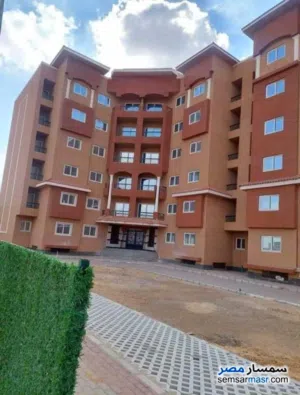 155 m2 3 Bedrooms Apartments for Sale in Giza 6th of October