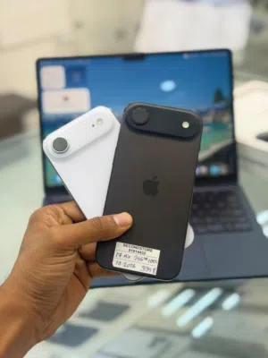 iPhone 17 Air 256 GB All fine working condition device available