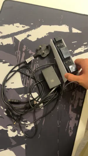 للبيع قاعدة شحن قيور سوني 5 اصلية